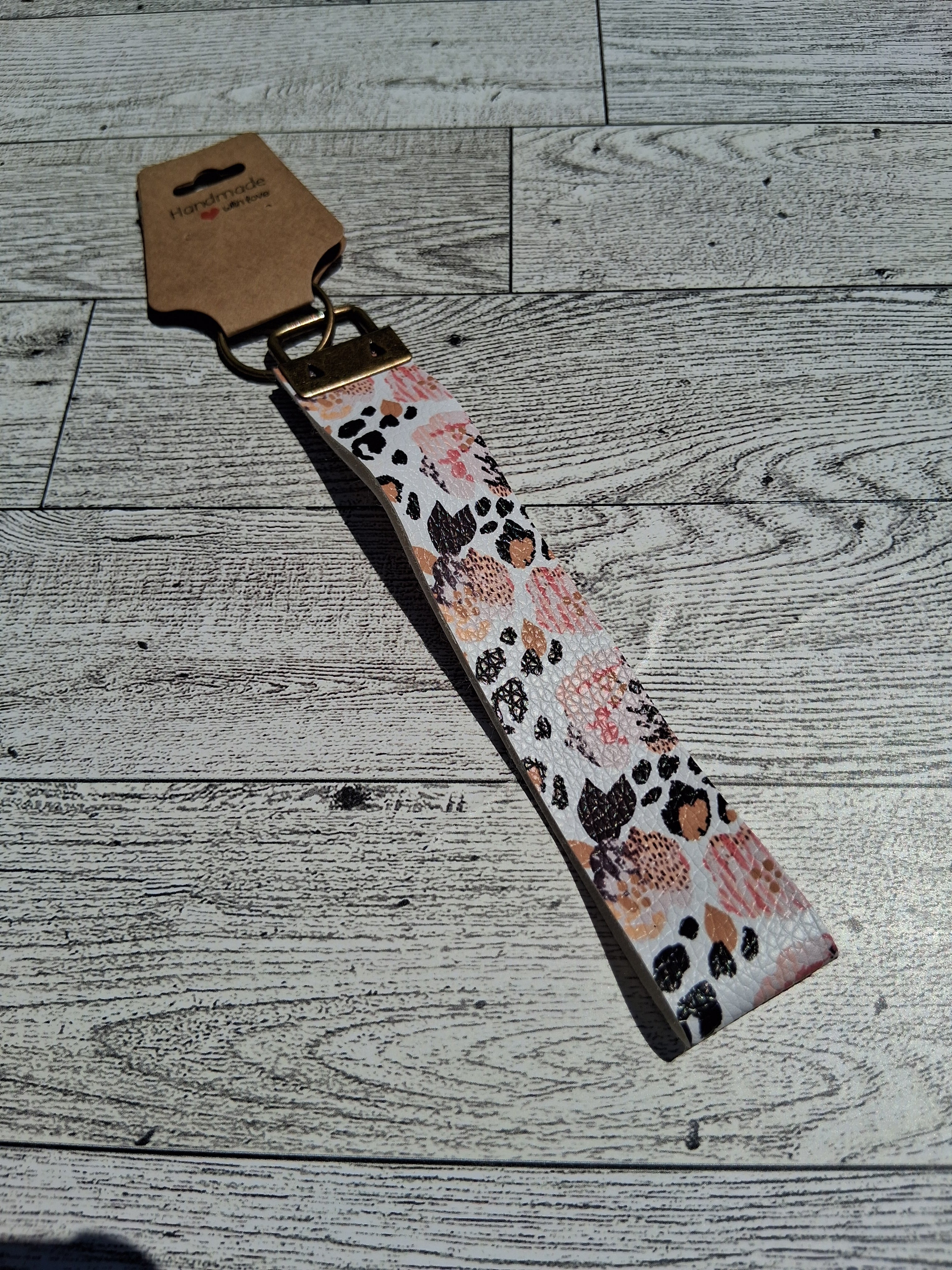 Pink flower/brass 6" keychain