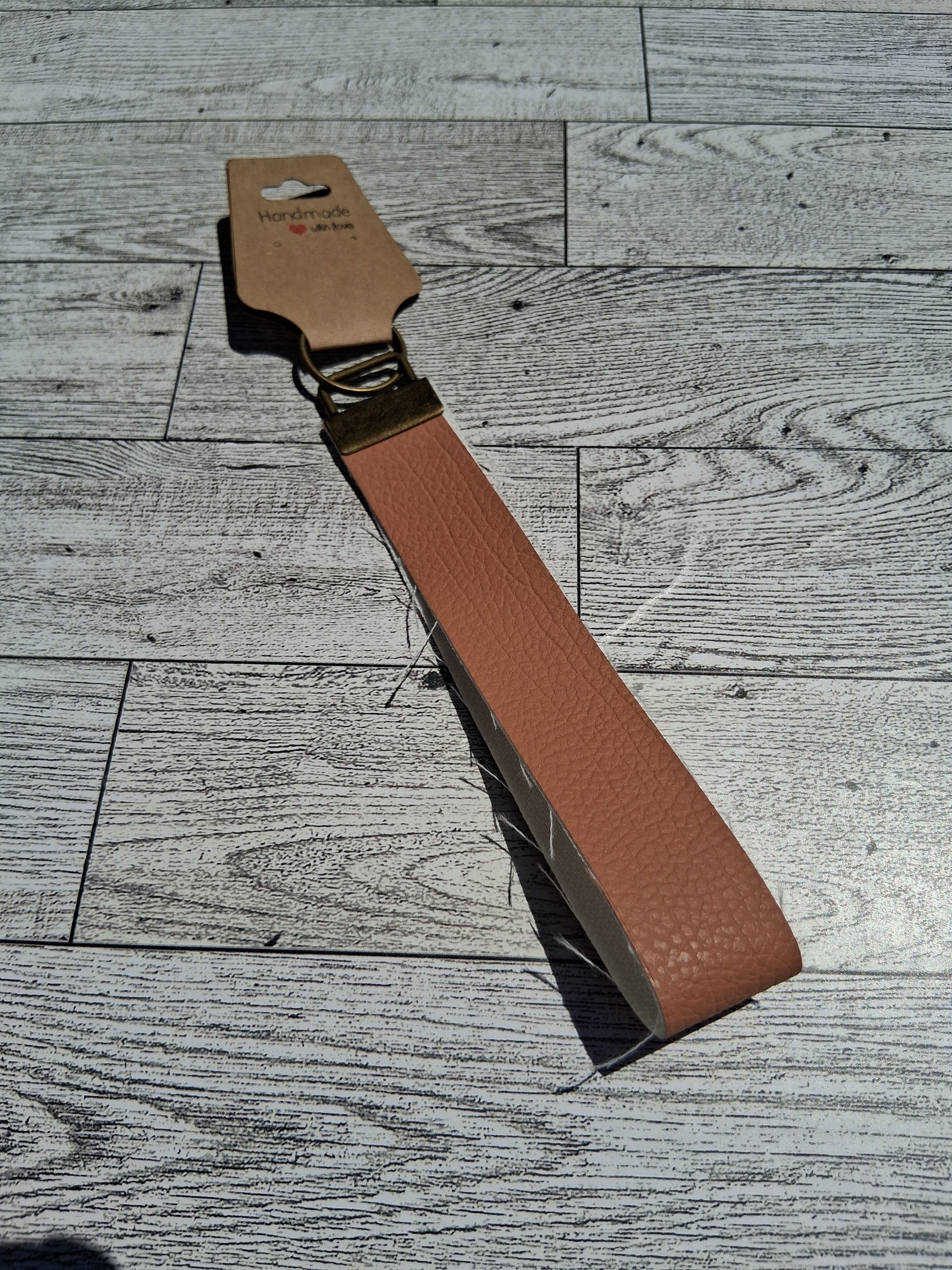Brown/brass 6" keychain